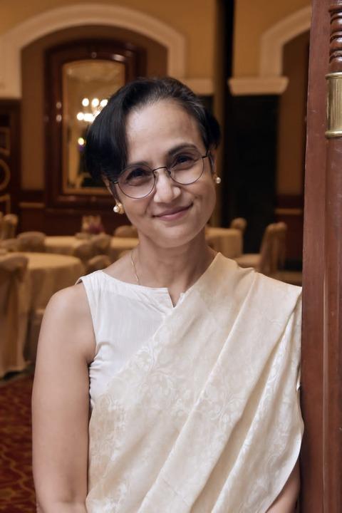 Ms. Divya Karani