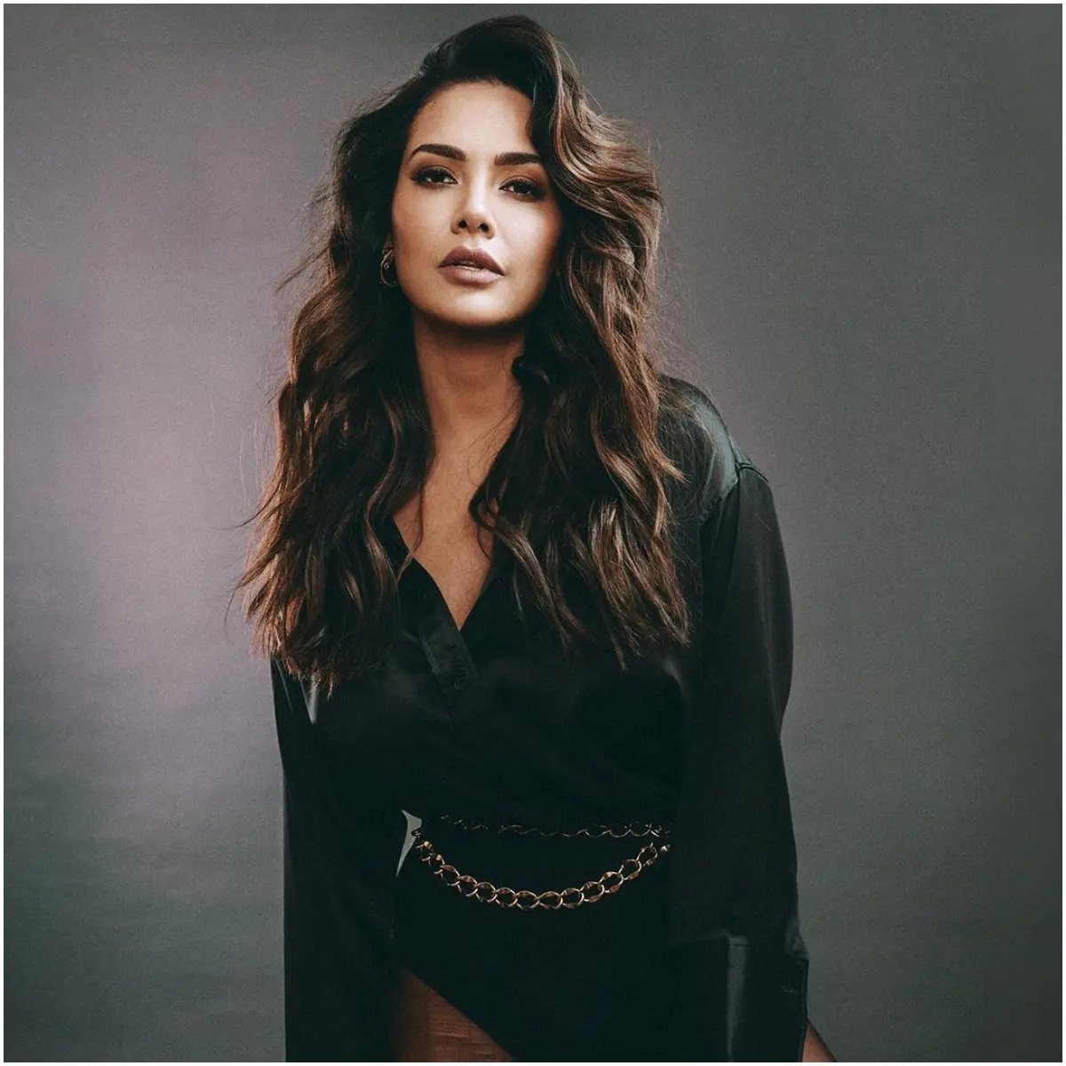 Gupta had three releases in 2017. She played the main antagonist in action film Commando 2, which was a moderate box-office success. She then appeared in Baadshaho opposite Hashmi, in their third film together. She then made her Telugu and Tamil debut with the bilingual film Veedevadu.