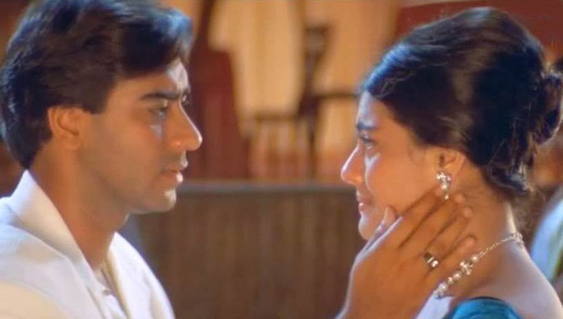 Jab kisiki taraf dil jhukne lage.. baat aakar zubaan tak rukane lage..