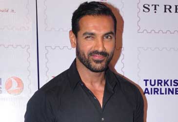 John, Sidharth, Amy and others join in the frolic at the Lonely Planet Awards