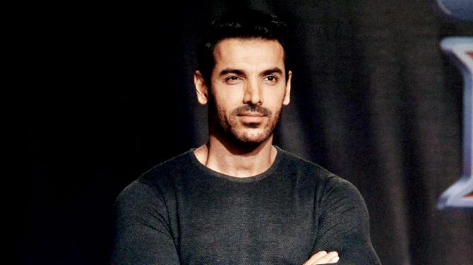 Akshay Kumar, Deepika Padukone, Milind Soman: Bollywood celebrities who actively engage in Sports
