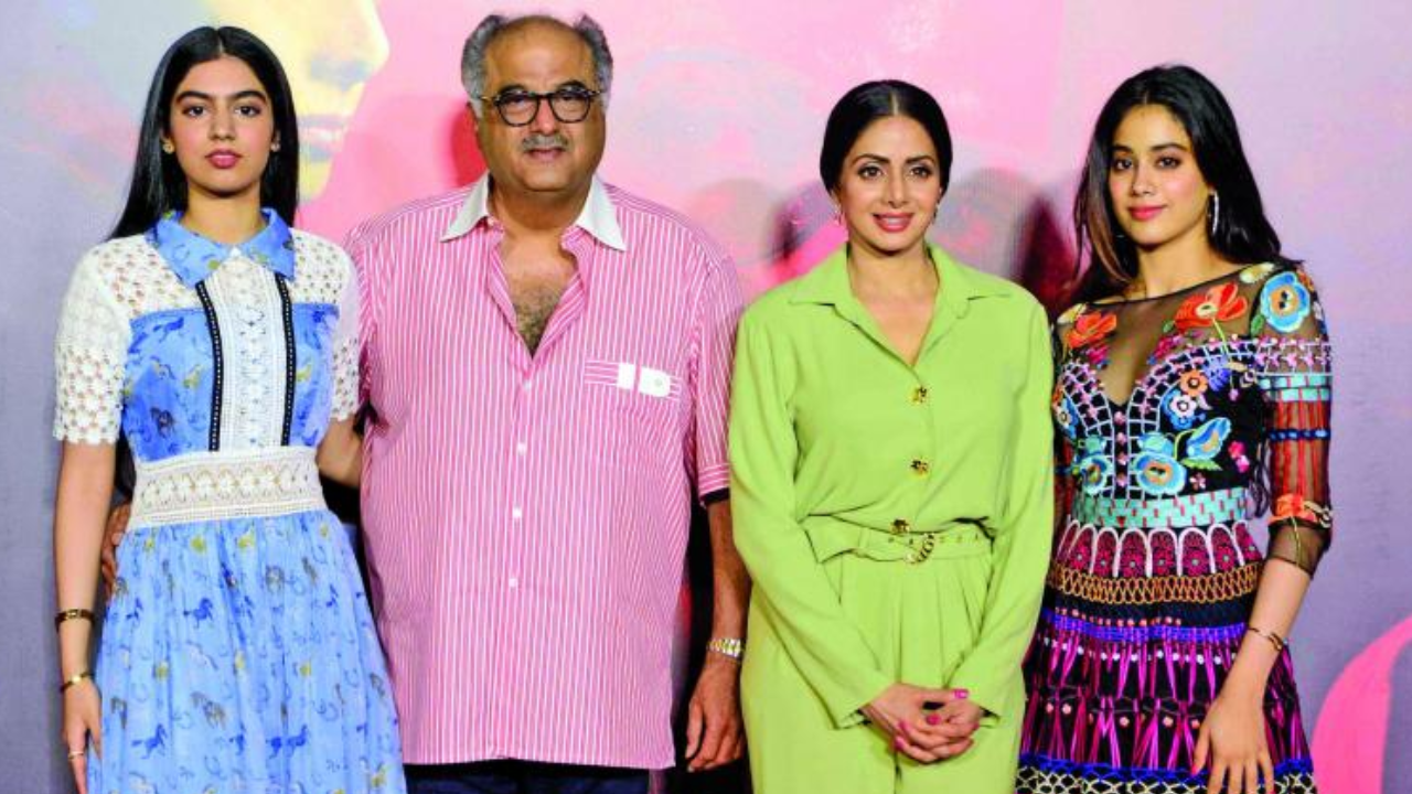 Capturing the Kapoor Legacy: Heartwarming Moments with Boney and Janhvi Kapoor