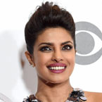 Priyanka Chopra `loves` Sunny Leone`s anti-smoking short film