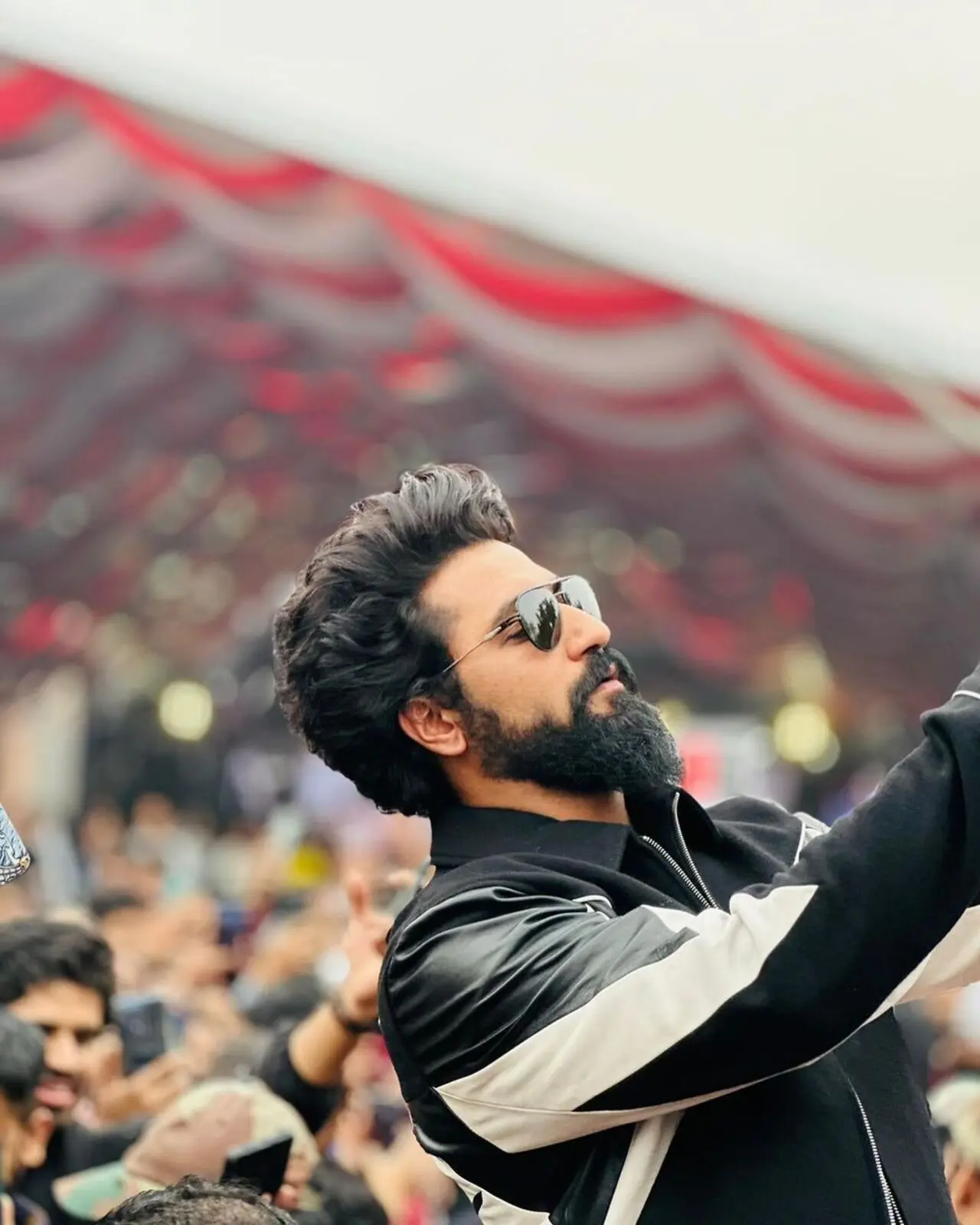 Vicky Kaushal won the hearts of Delhites as he happily interacted with them with great enthusiasm