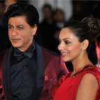 Shah Rukh Khan attends father-in-law`s funeral in Delhi