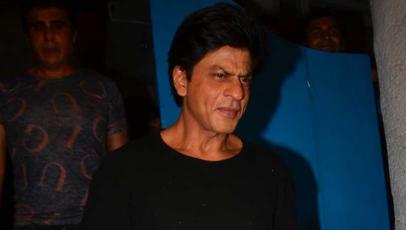 Snapped: SRK at Olive, Mumbai