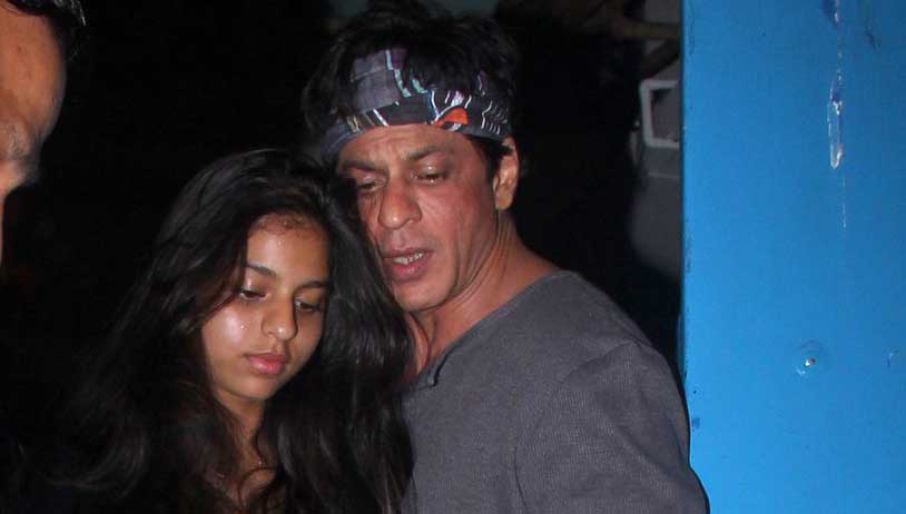 Snapped: SRK with daughter Suhana at Olive