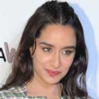 Shraddha Kapoor`s special treat for `OK Jaanu` cast