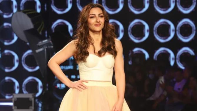ICYMI: Celebrity Showstoppers Who Stole The Show At The Lakme Fashion Week