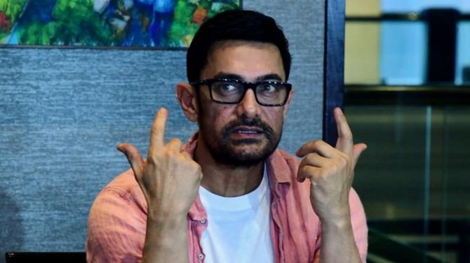From Aishwarya Rai`s Eyes To Rakhi Sawant`s Breasts, Bollywood Actors Who Pledged To Donate Their Organs