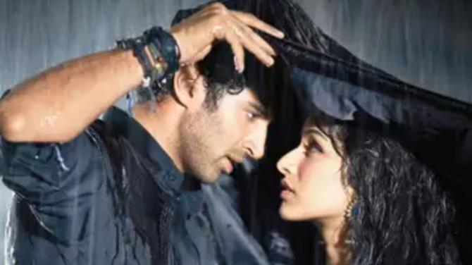 Tum Mile To Wake Up Side, 5 Feel-Good Bollywood Films For A Rainy Day