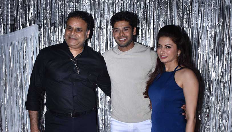 Abhimanyu Dassani celebrates his 30th birthday with his Bollywood friends