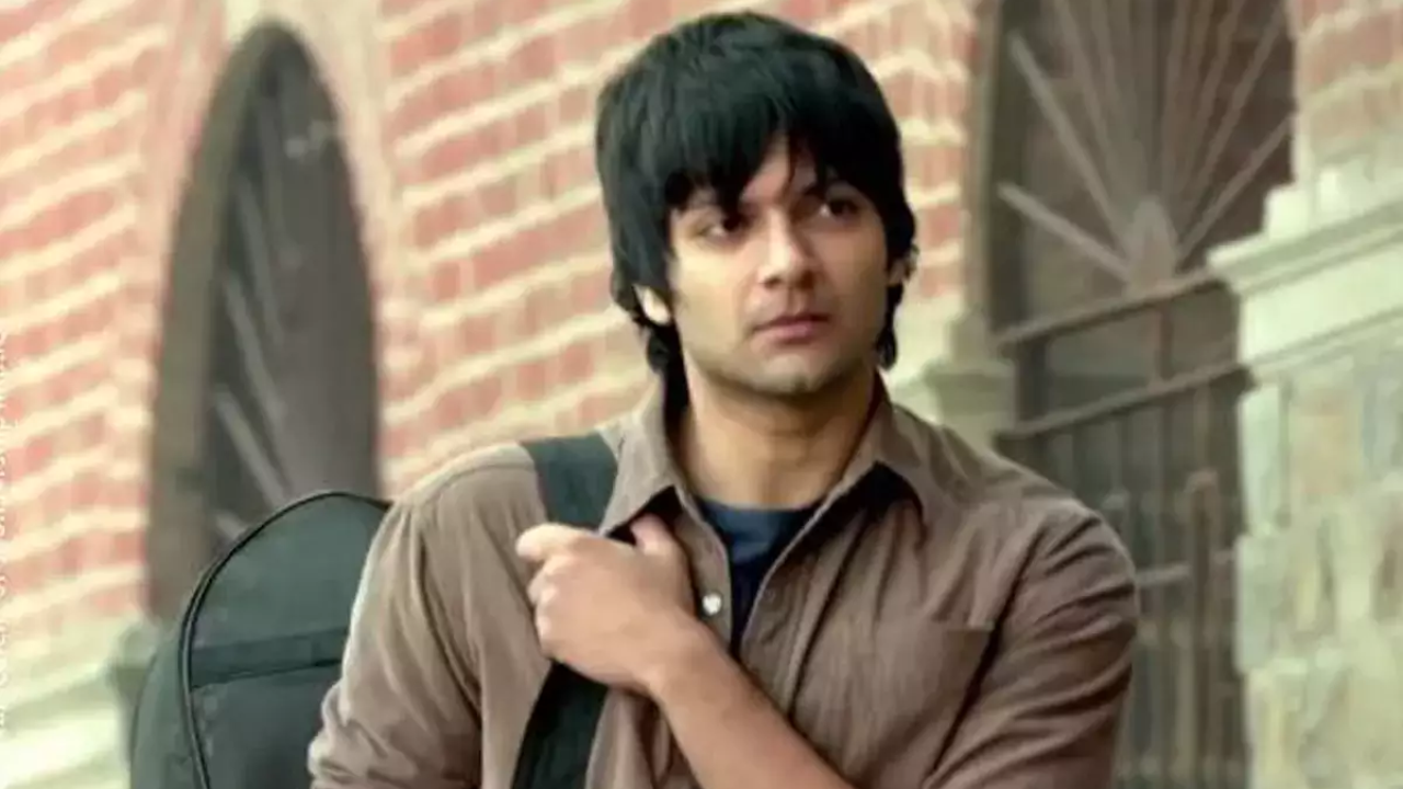 Fukrey (2013)