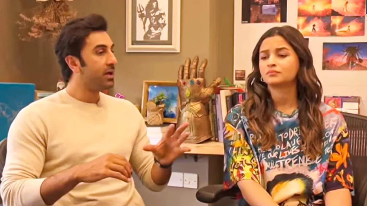 Ranbir Kapoor Apologizes For The “Sexist” Comment Towards Alia Bhatt After Being Trolled