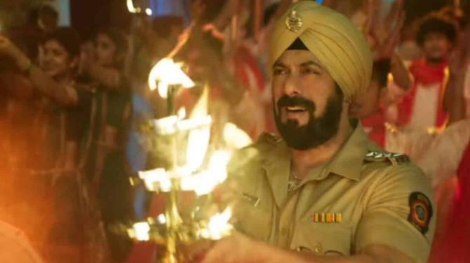 Salman Khan and Aayush Sharma starrer Antim Just Released Its Official Trailer