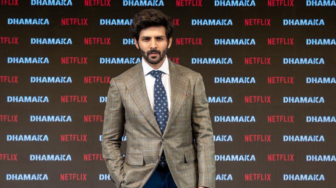 Dhamaka Trailer Launch Event: Kartik Aaryan, Mrunal Thakur, Amruta Subhash spotted