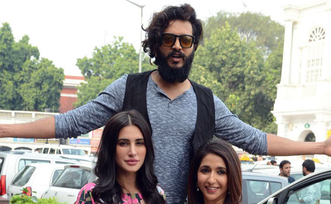 Riteish Deshmukh, nargis fakhri, krishika lulla