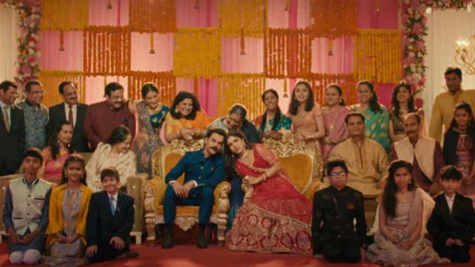 Badhaai Do Trailer: Bhumi Pednekar and Rajkummar Rao in an unconventional wedding