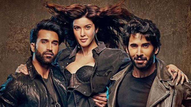 Bedhadak: Karan Johar launches Shanaya Kapoor, Gurfateh Pirzada and Lakshya