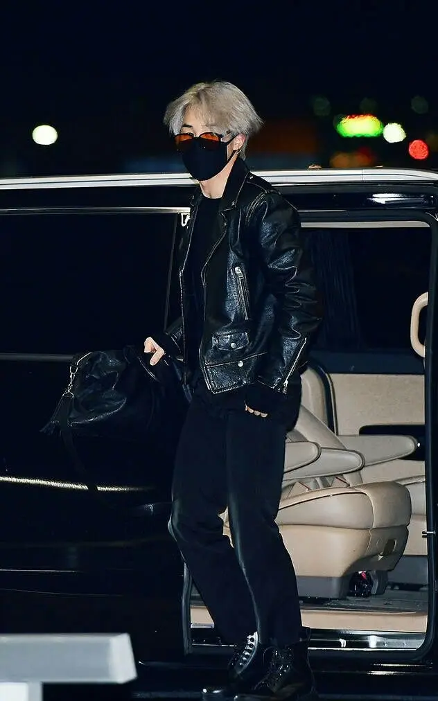 Jimin doesn`t hesitate to pull out an all-black ensemble. It`s a classic that never goes out of style, and he knows how to make it look cool and contemporary.