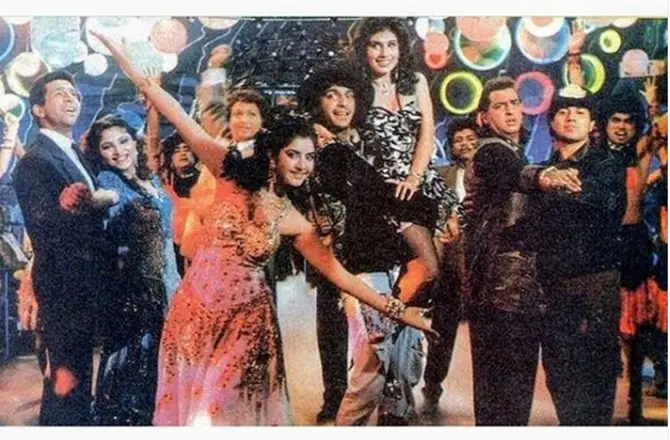 Well, Chunky Panday is a good baker too! He can bake delicious cakes. "I need a recipe book but I am a baker. In my childhood, I would bake. I would have become a baker if not an actor.