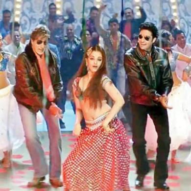 Bollywood Lover By Heart? Complete The Lyrics Of These iconic Dance Numbers