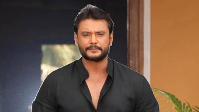 Assaulting a Mysuru hotel waiter