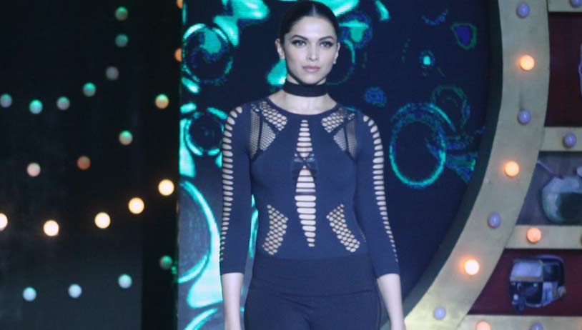 Snapped: Deepika, Ranveer, Varun, Arjun, Sonam and others