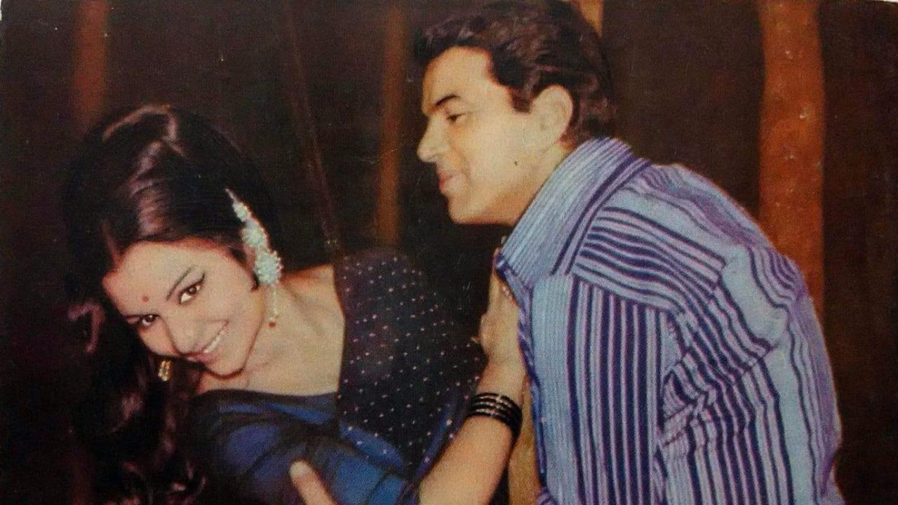 5 Movies Starring Dharmendra And Sharmila Tagore That Ooze Old School Romance