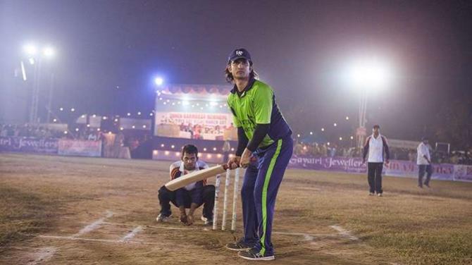 MS Dhoni: The Untold Story Starring Late Sushant Singh Rajput Marks its 5th Year Anniversary Today