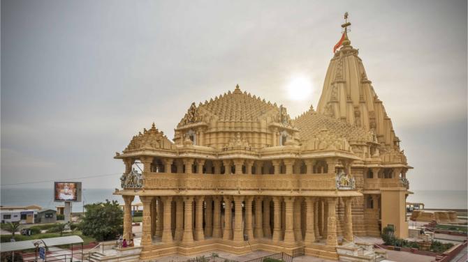Best 5 Lord Krishna Temples To Visit On Naraka Chaturdashi