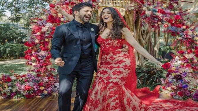 Ranbir Kapoor-Alia Bhatt To Hansika Motwani-Sohael Khaturiya: The Glamourous Wedding Of Celebrities In 2022