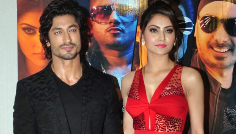 Gal Ban Gayi: Vidyut Jamvwal and Urvashi Rautela snapped at song launch