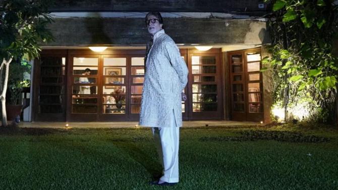 Amitabh Bachchan`s Jalsa costs over 100 crore
