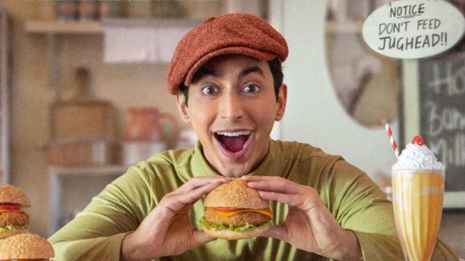 Mihir Ahuja plays the drummer and foodie Jughead Jones
