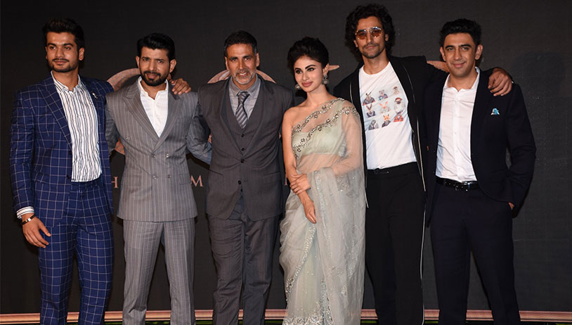 Akshay Kumar, Mouni Roy snapped at Gold Music Launch