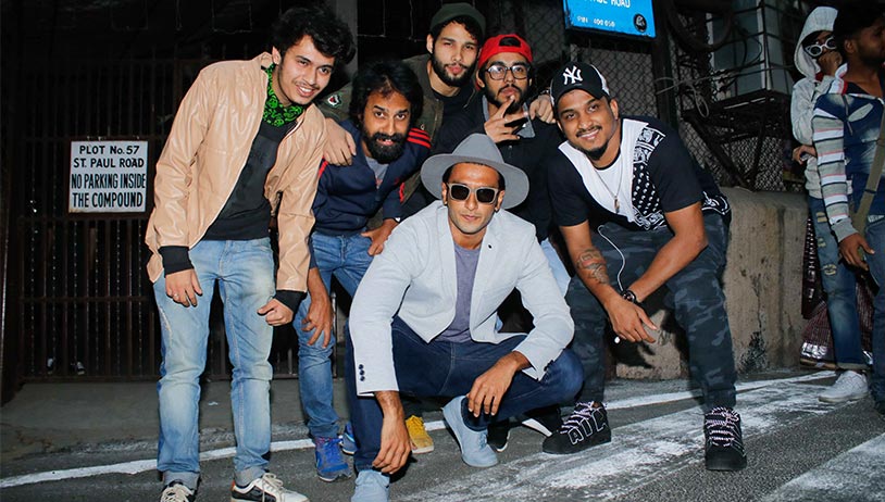 Ranveer Singh snapped with his Gully Boy gang