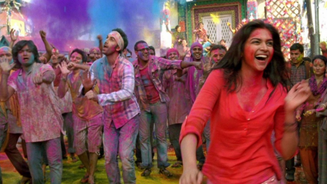 Holi 2025 Special: Top 5 Romantic Bollywood Films Featured Holi