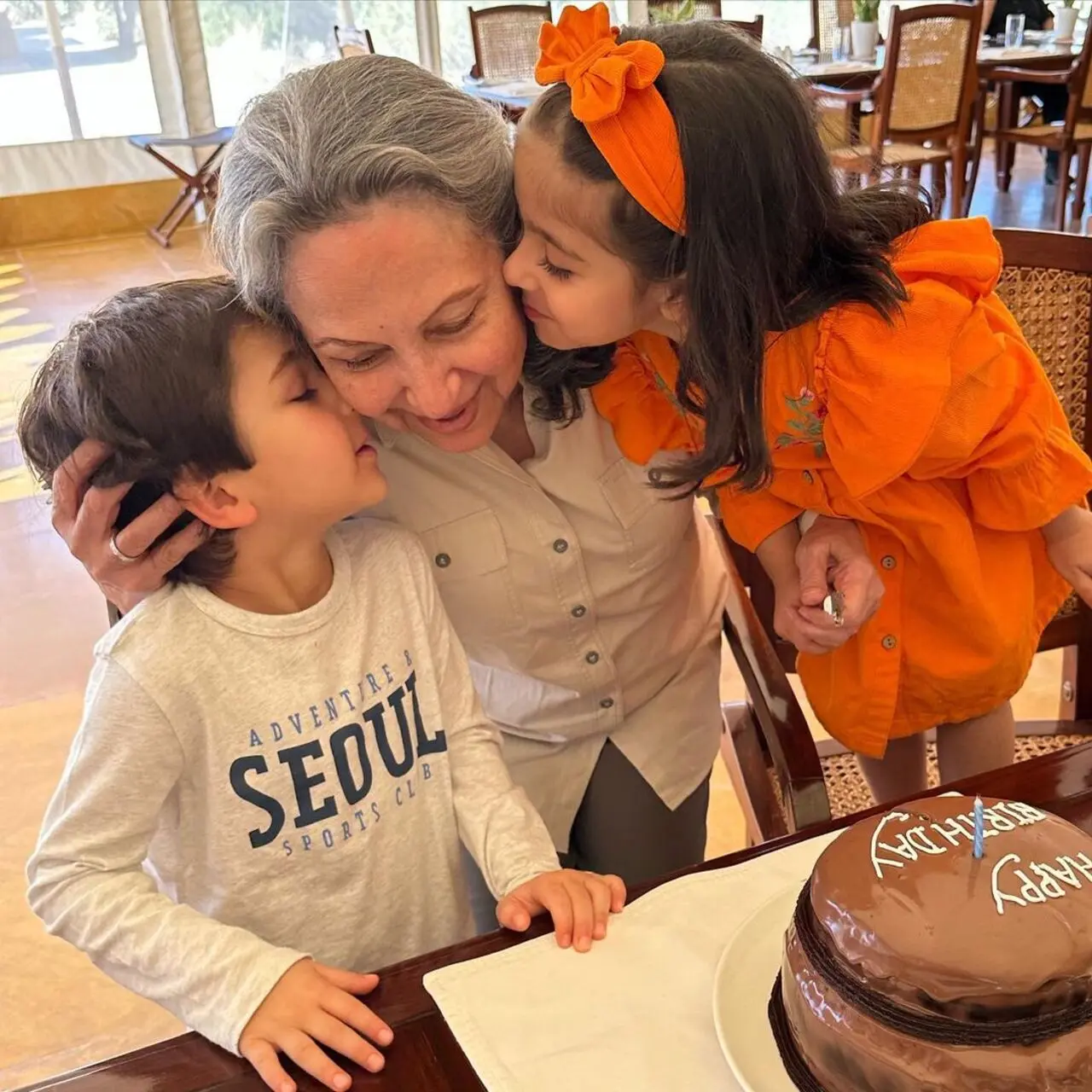 Inaaya Naumi Kemmu gave her Badi Amma, Sharmila Tagore, a sweet kiss on her birthday 