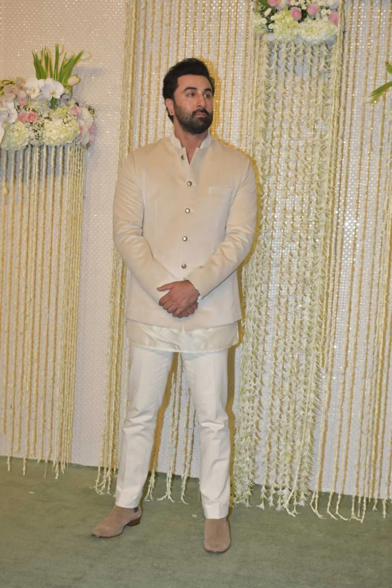 Ranbir Kapoor looked smart in an off-white kurta pajama suit