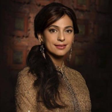 Call Yourself A Juhi Chawla Fan? Let`s See How Well You Know The Actress