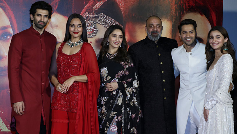 Madhuri, Sonakshi, Alia, Varun, Aditya, Sanjay are all smiles at the Kalank Teaser Launch