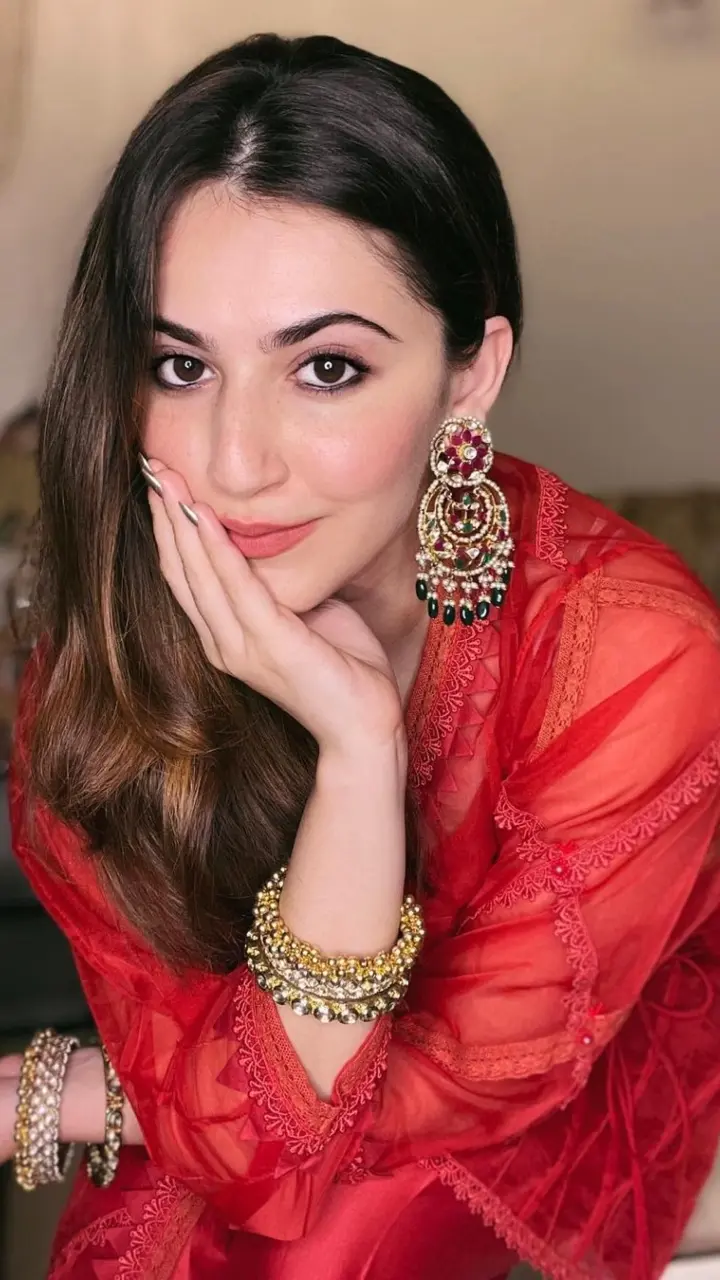 Shivaleeka Oberoi looked stunning in a red chikankari kurti and enhanced the look with statement jewellery 