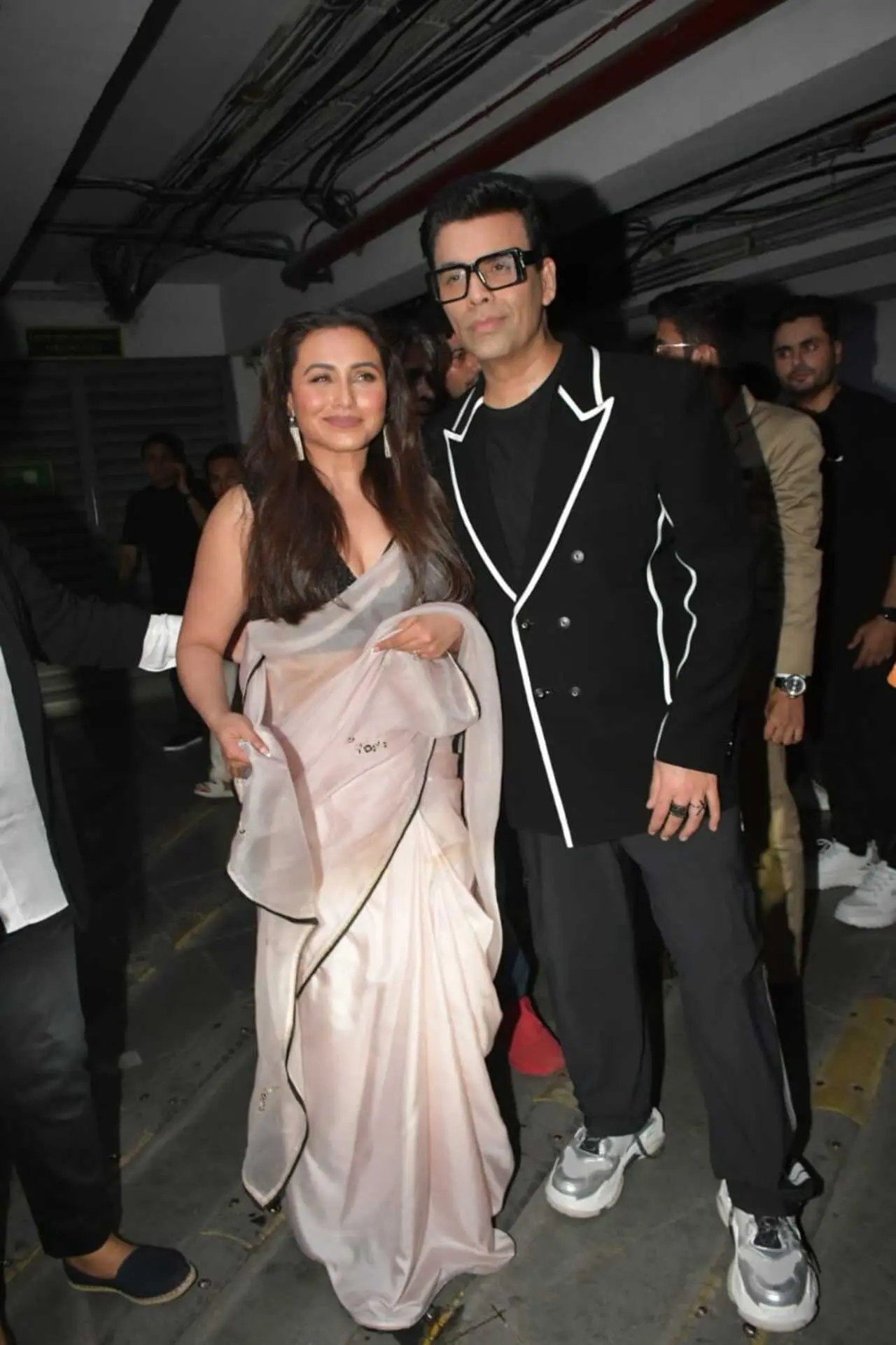 Karan and Rani posed for the paparazzi