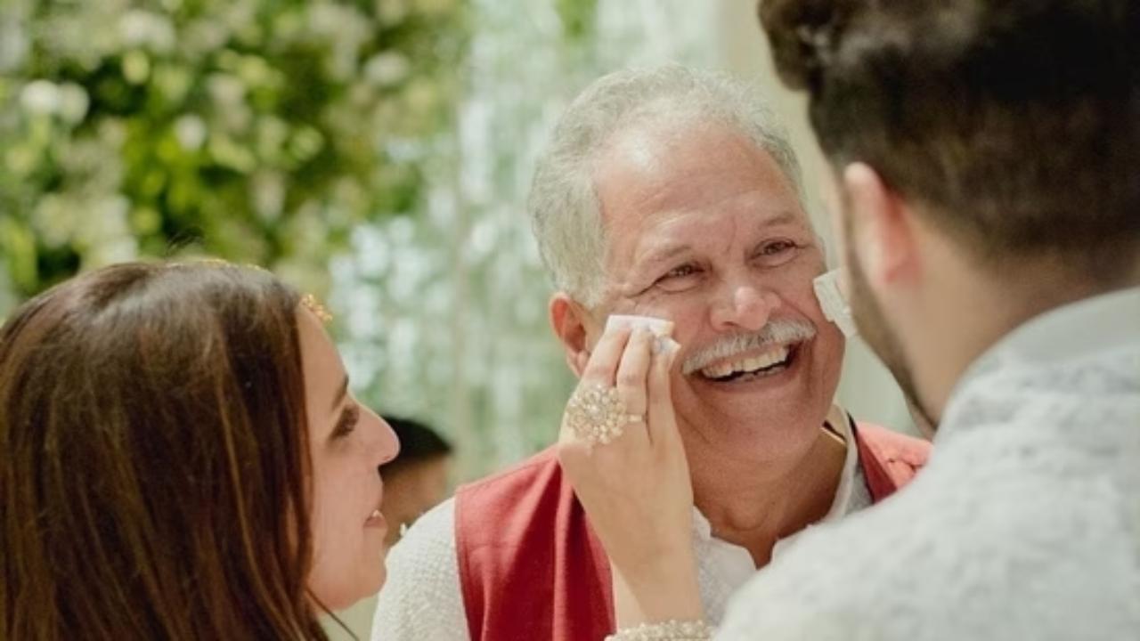 "You are the best father," Parineeti Chopra`s Sweetest Birthday Wish For Her Dad Will Make Your Day!