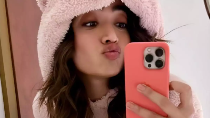 Mirror Selfie