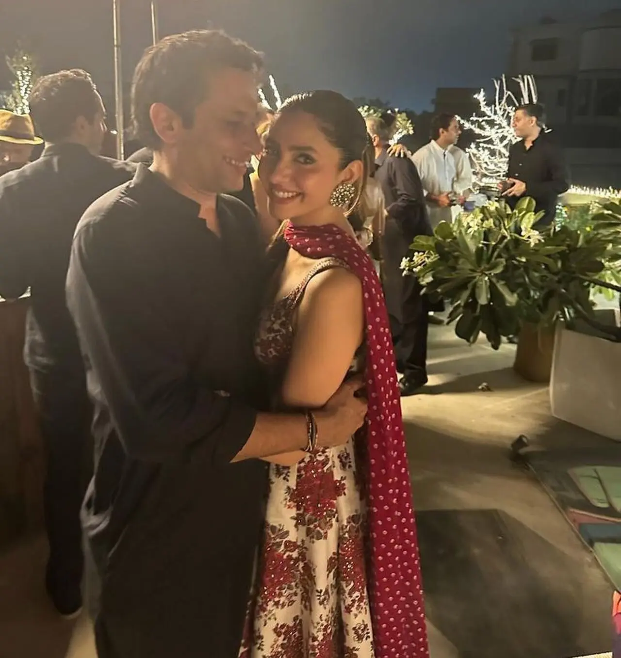 Mahira Khan, Salim Karim, wedding, mahira khan wedding, raees, pakistani actress, bollywood, pakistan wedding, mahira khan husband, Bollywood News, Bollywood Latest News, Bollywood Breaking News, Bollywood Latest Updates, Entertainment News, Entertainment Latest News, Entertainment Breaking News, Entertainment Updates