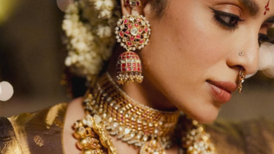 Sobhita Dhulipala is a Proper Telugu bride, here`s why Sobhita Dhulipala is a Proper Telugu bride, here`s why