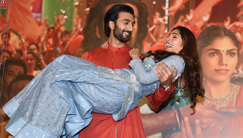 Malaal: Sharmin Segal, Meezaan Jaffrey snapped at Udhal Ho song launch