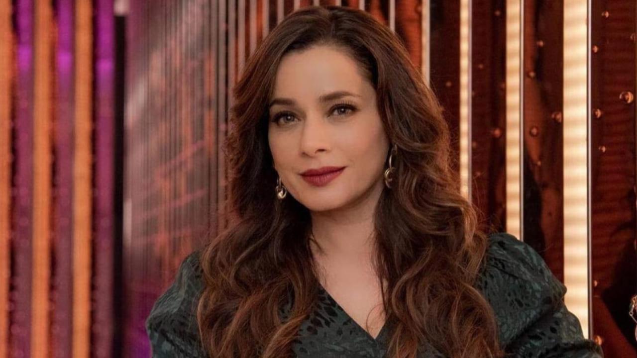 Neelam Kothari On Making A Bollywood Comeback: "Waiting For Shattering Offers"